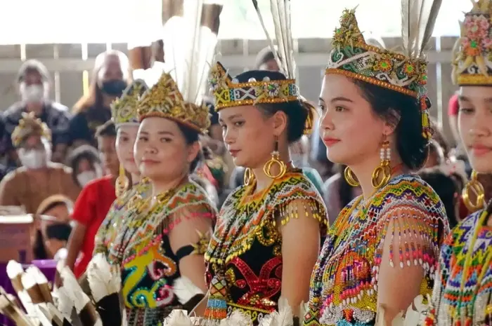 Unique Traditions of the Dayak Tribe Full of Meaning and Local Wisdom Philosophy